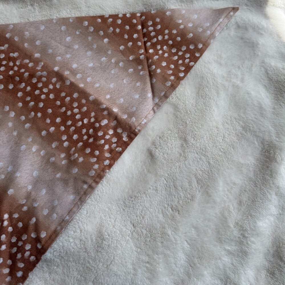 NWT Skippy & Pepper Deer Fawn Print Dog Bandana, Brown, Tan, + White, Size Large - Picture 10 of 16